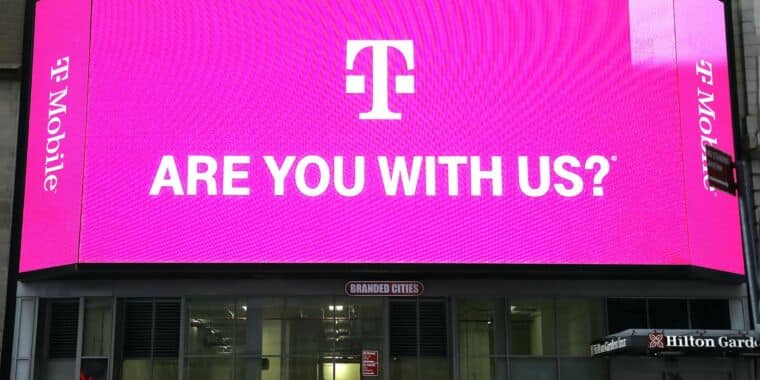 Los errores de T-Mobile causaron una interrupción en todo el país, pero la FCC no está castigando al operador