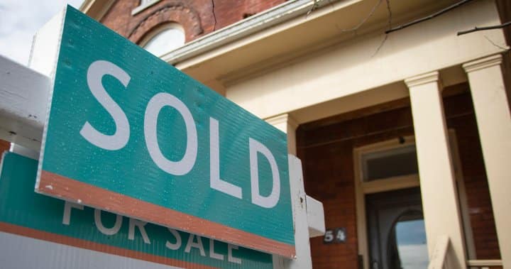 Las ventas de viviendas en Canadá cayeron un 24% en junio. ¿Hasta dónde caerá el mercado? - Del país