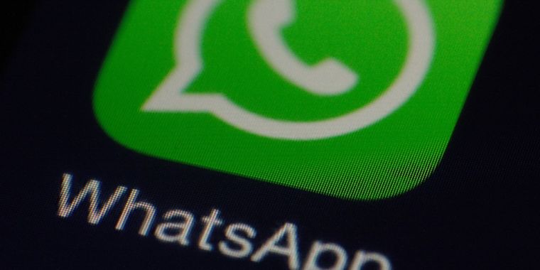Informe: el teléfono de Bezos cargó GB de datos personales después de recibir el mensaje de WhatsApp del príncipe saudita