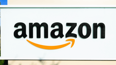 Amazon demanda al administrador de un grupo de redes sociales por críticas supuestamente falsas