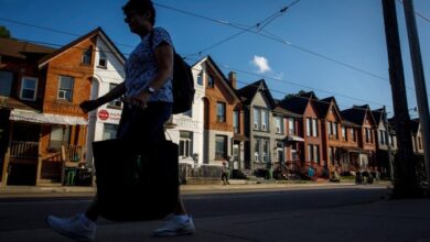 'Nunca ha sido más difícil': Estos son los ingresos que necesita para comprar una casa en Canadá - National